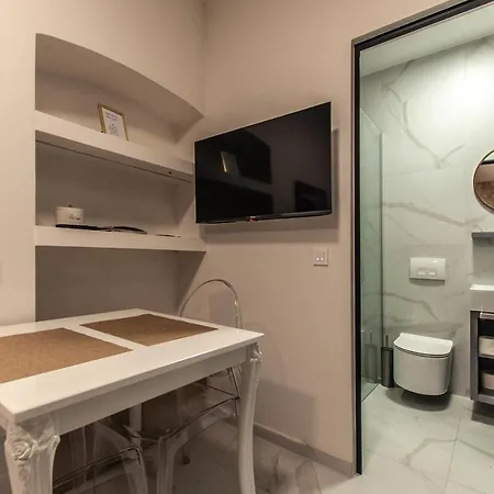 Divine Nest Apartment *